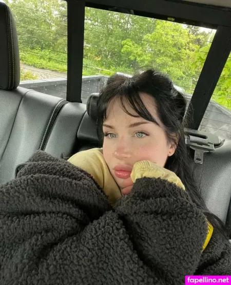 Vibambi OnlyFans Thumbnail #x5s72X9u4t