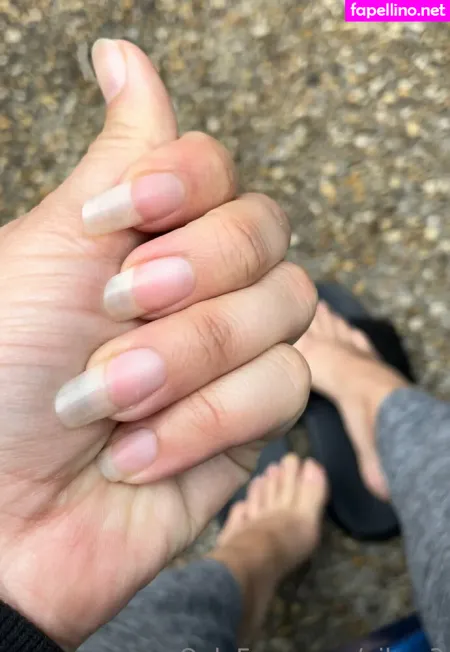 Vibez3 OnlyFans Thumbnail #1skS6dwy3x