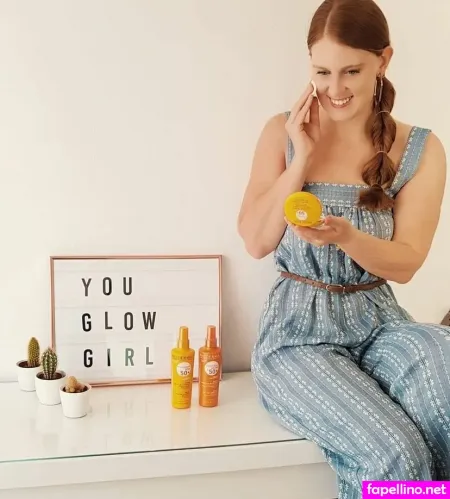 Vibing With Claudia OnlyFans Thumbnail #1MHpKiftw6