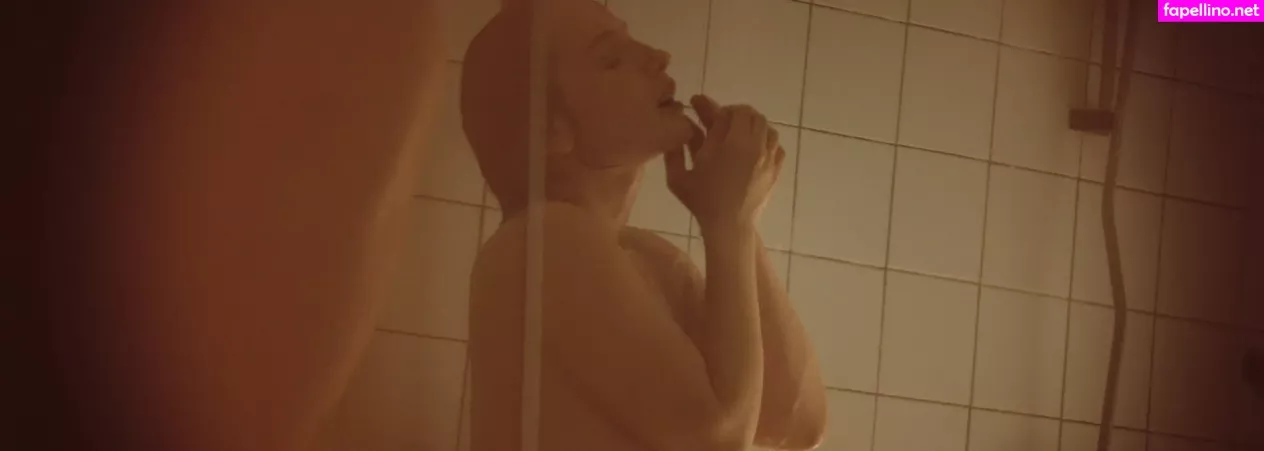 Vica Kerekes OnlyFans Thumbnail #r2LacWyDfP