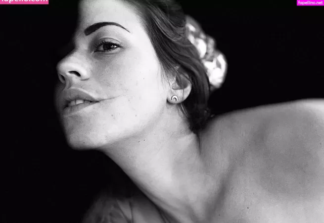 Vicalouquafree OnlyFans Thumbnail #EMqYfs9SHx