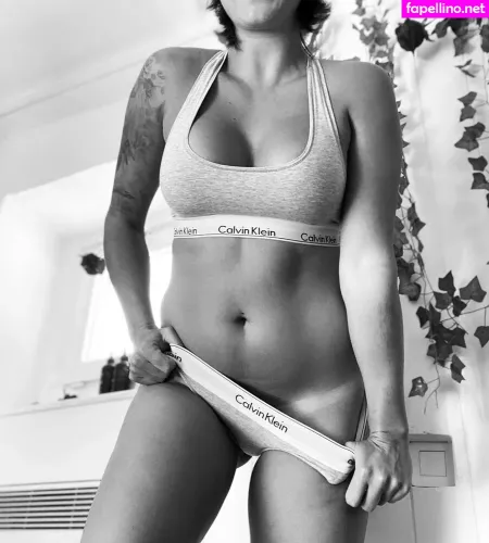 Vicalouquafree OnlyFans Thumbnail #kyKyaKzLj2