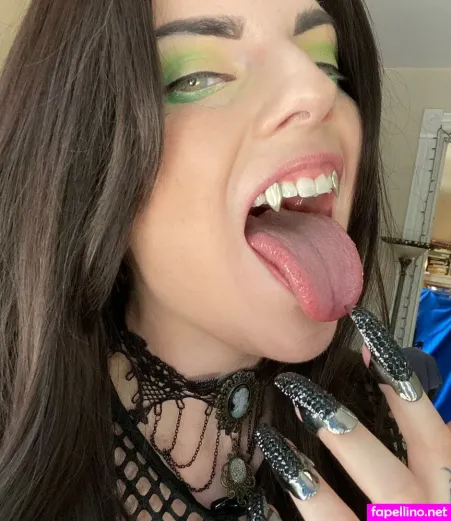 Vicki Psythe Moore OnlyFans Thumbnail #goGaEP4tBi