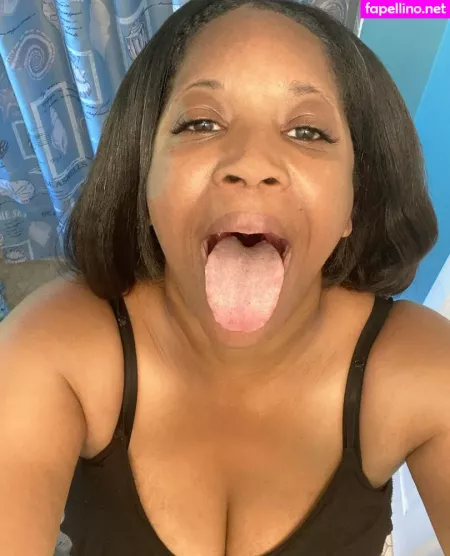 Vickibamxxx OnlyFans Thumbnail #ucN2GZo7KS