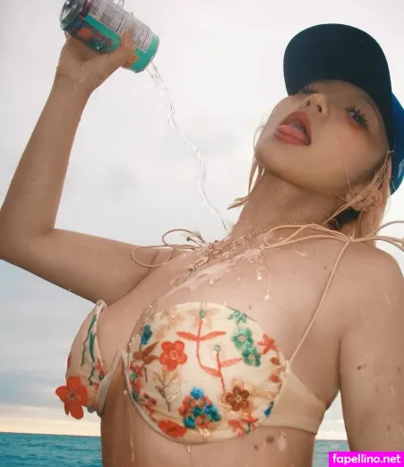 Vickie Pong OnlyFans Thumbnail #Oi6mOg1xRC