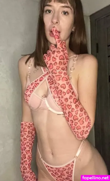 Vickienovak OnlyFans Thumbnail #Gs8g5WNkJl