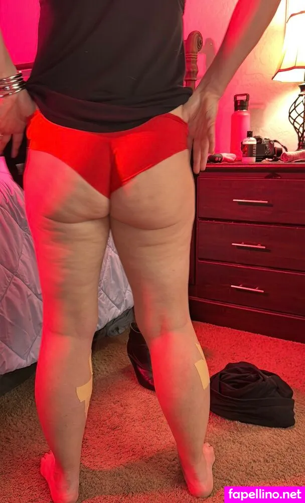 vickieed__, vickies_playtime Nude Leaked OnlyFans Photo #0S6hsxeE1c