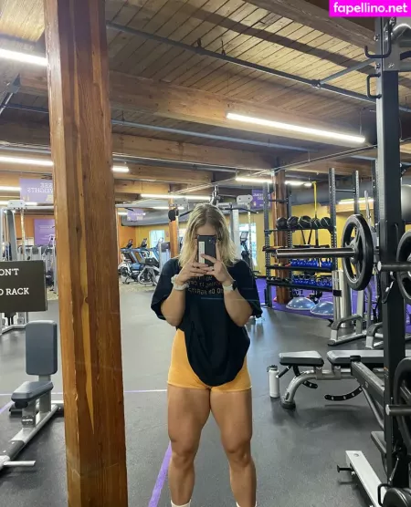 Vickievix OnlyFans Thumbnail #NK9xfVrWmv