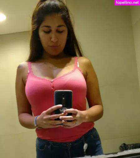 Vickiita OnlyFans Thumbnail #Dbotxrh8yc