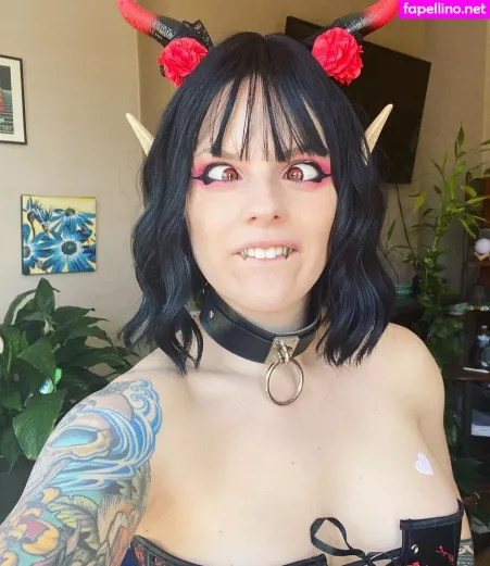 Vickipsythemoore OnlyFans Thumbnail #NI2azZRbir