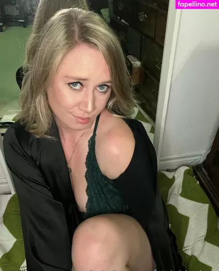 Vickixsims OnlyFans Thumbnail #LcCEM7FL9q