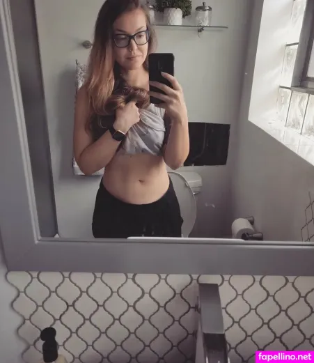 Vicky Psarakis OnlyFans Thumbnail #dyNZ8aiGFh