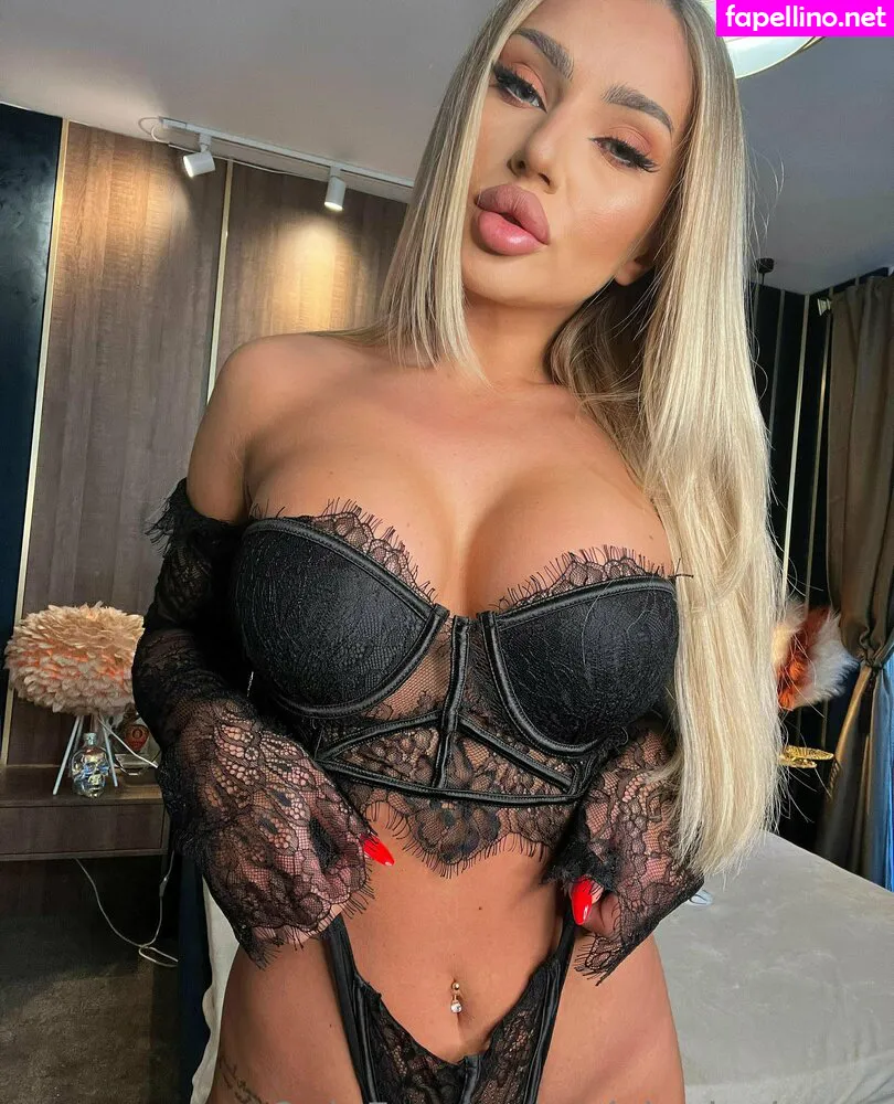 VickyDuchessss, vickyduchess, vickyduchesss Nude Leaked OnlyFans Photo #ZZpHRQcTXS