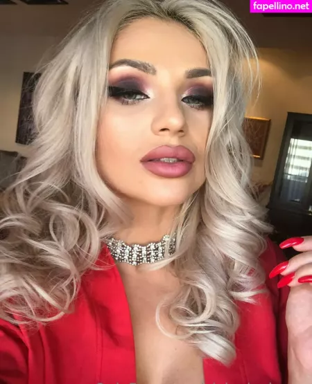 Vickyduchesss OnlyFans Thumbnail #qe8CtNYhcx