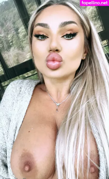 Vickyduchesss OnlyFans Thumbnail #wodfLP3wPV