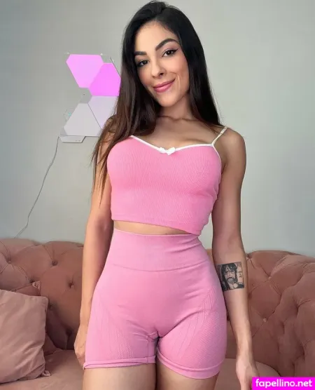 Vickye 2 OnlyFans Thumbnail #KJRwzAsEqn