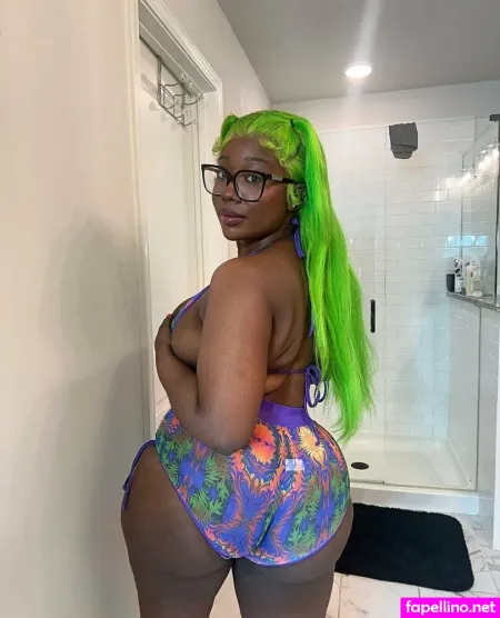 Vickyhyugaa OnlyFans Thumbnail #4FYwjrDnEK