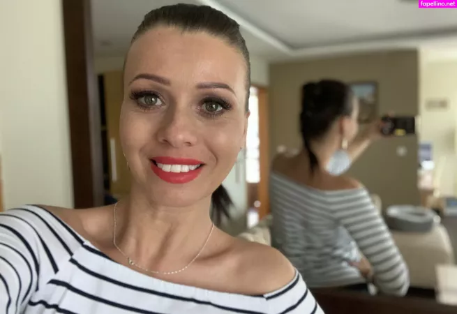 Vickyloveporn OnlyFans Thumbnail #HsBZgVKz8c