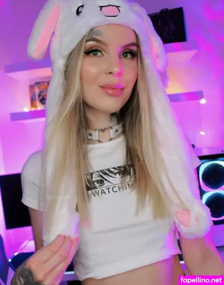 Vickysteez OnlyFans Thumbnail #5AwoskKYA1
