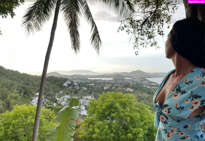 Vickysweety69 OnlyFans Thumbnail #6AMcB7H9yS