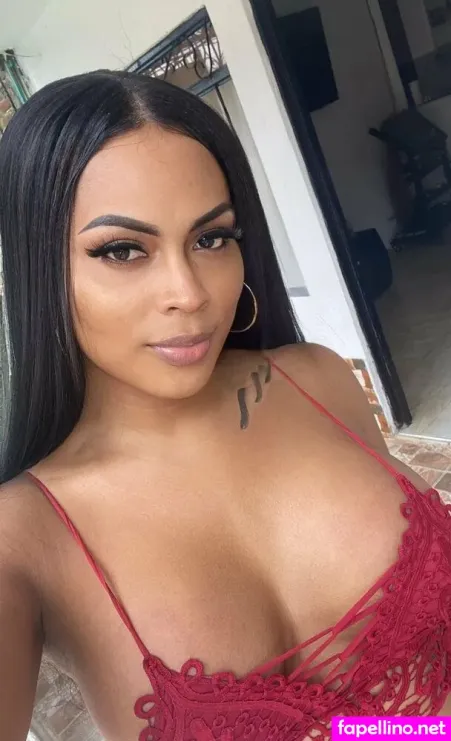 Vickytsdiamonds OnlyFans Thumbnail #qZ3NxGEepW