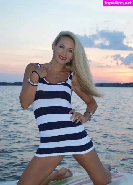 Victoaria Ww OnlyFans Thumbnail #kjNMk2MfVA