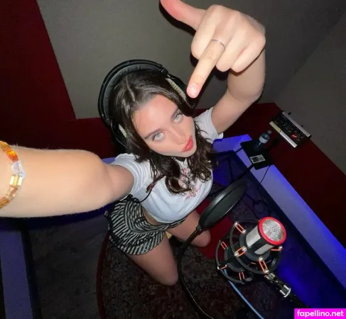 Victoria Alex OnlyFans Thumbnail #vmqyxfpK3Z
