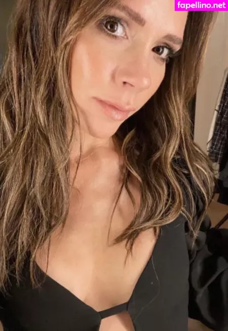 Victoria Beackham OnlyFans Thumbnail #XCFVSVwMpd