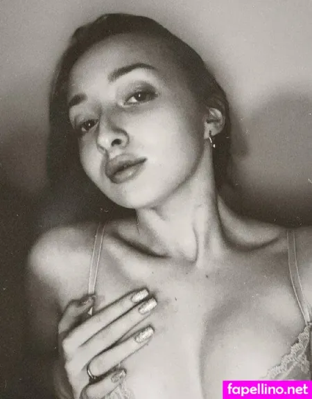 Victoria Carame OnlyFans Thumbnail #2Y0RvAvZjp