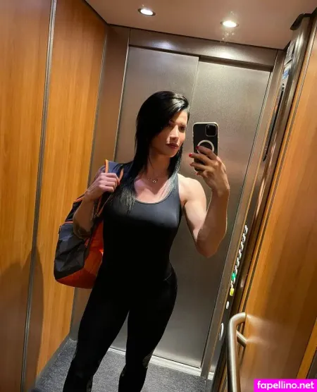 Victoria Carvalho OnlyFans Thumbnail #AymaQUrIli