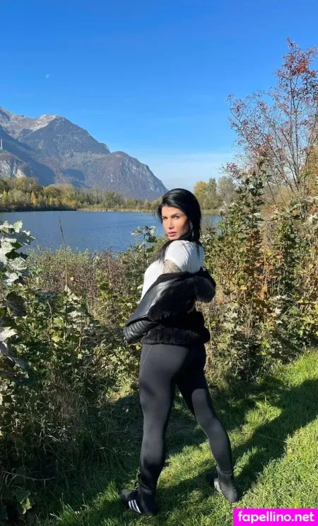 Victoria Carvalho OnlyFans Thumbnail #Q7I4Taxnbx