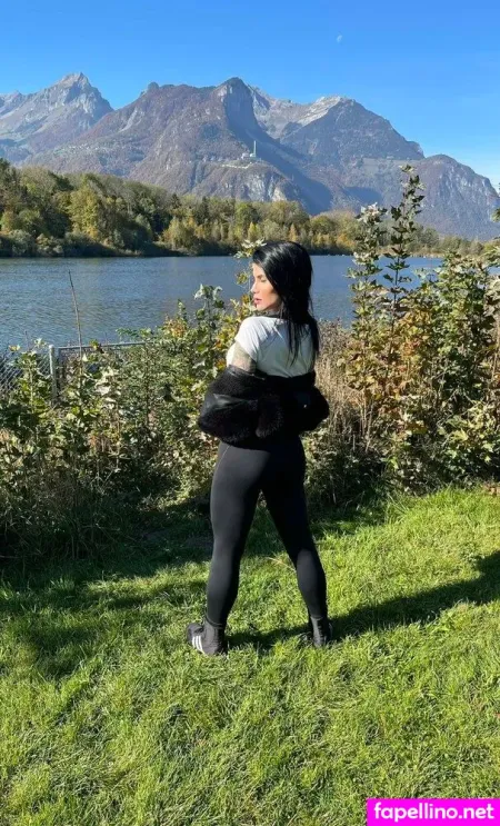 Victoria Carvalho OnlyFans Thumbnail #liaE7ZuoEV