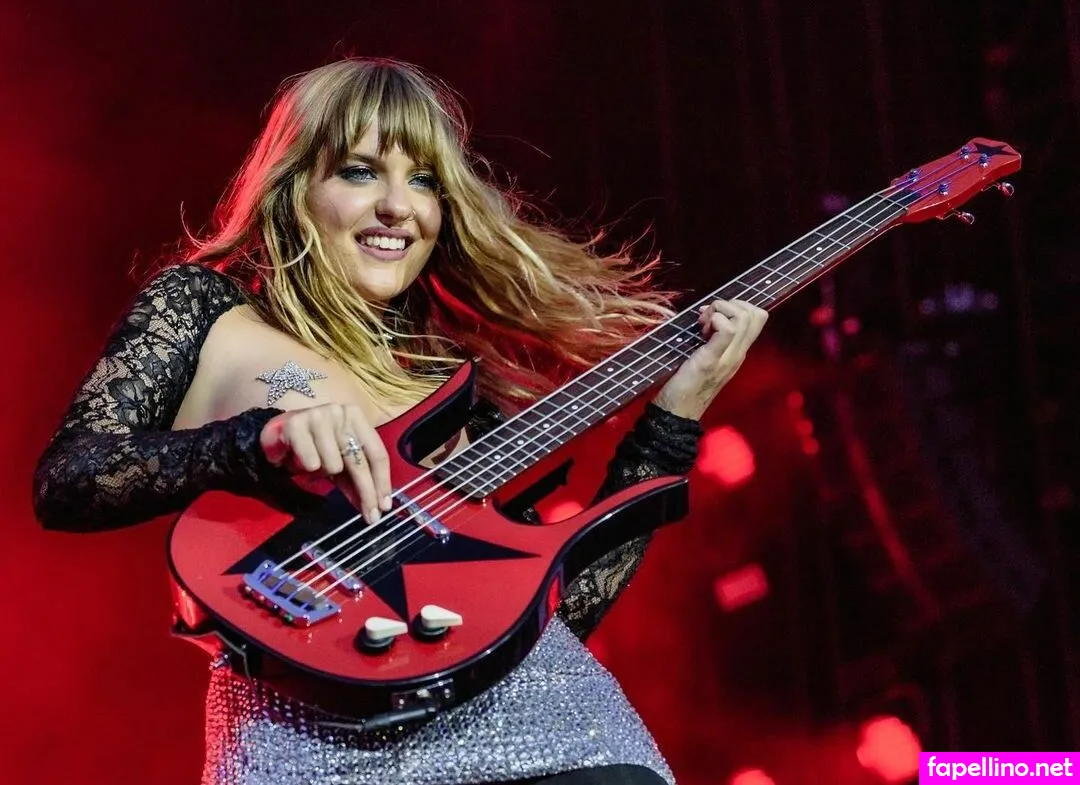 Maneskin bassist, Victoria De Angelis, vicdeangelis Nude Leaked OnlyFans Photo #Z43939LFzn