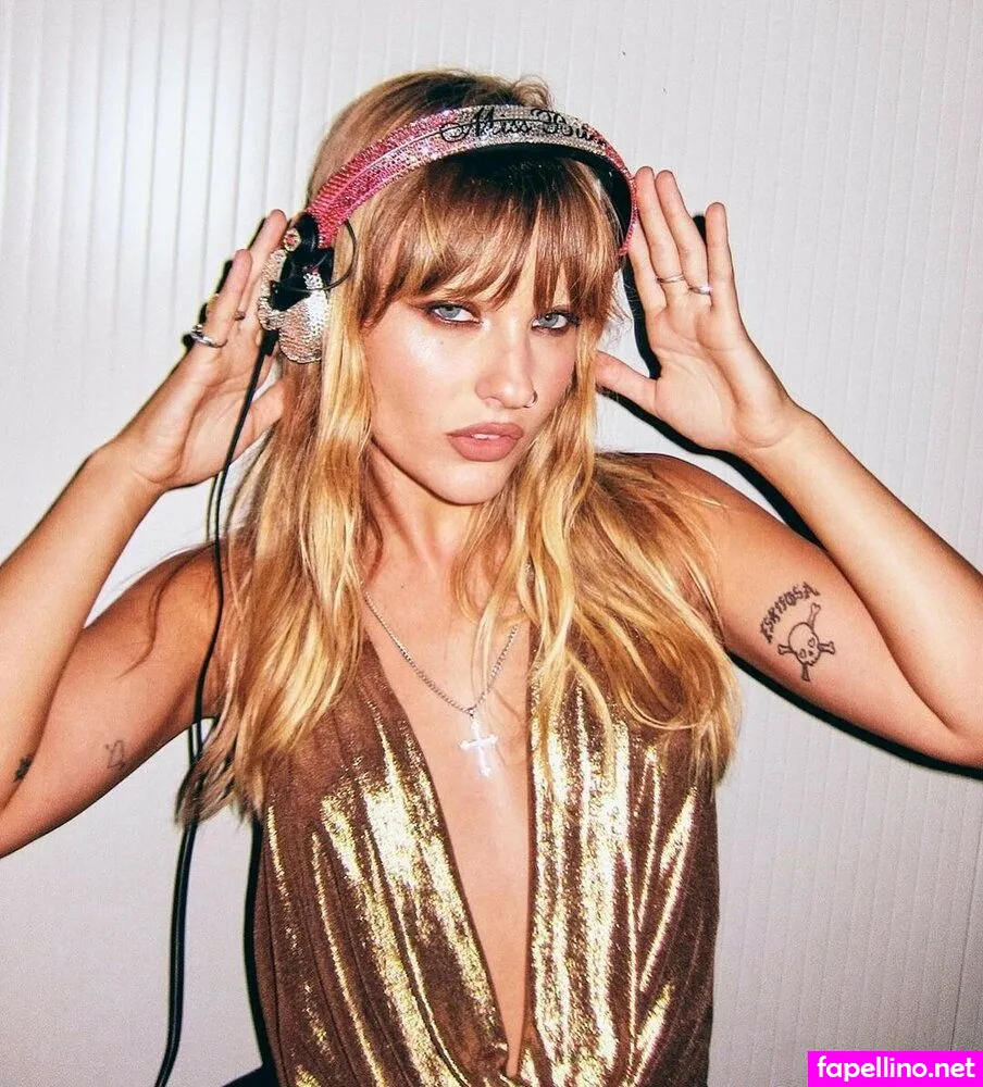 Victoria De Angelis (Maneskin bassist), vicdeangelis Nude Leaked OnlyFans Photo #XmzMfoE4pf