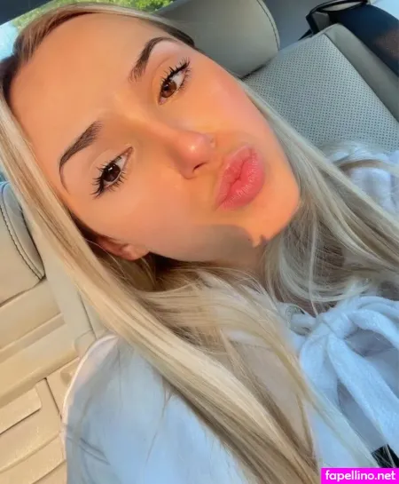 Victoria Griecooo OnlyFans Thumbnail #viUen4yCNv