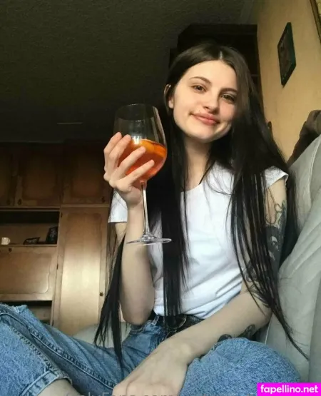 Victoria Hampton OnlyFans Thumbnail #0SFfUZhUfb