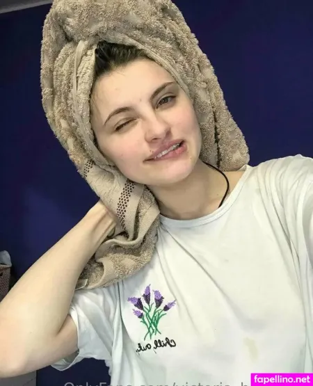 Victoria Hampton OnlyFans Thumbnail #8dEfM4cVRM