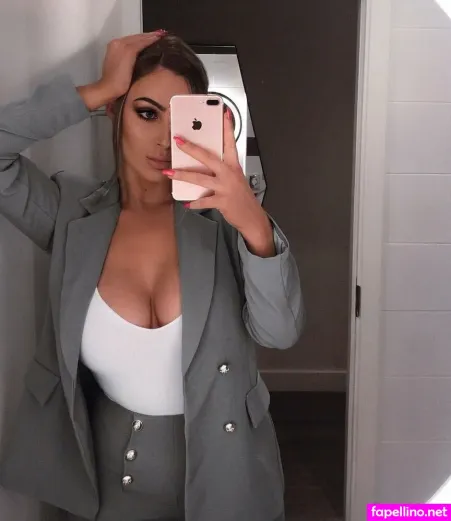 Victoria Hearn OnlyFans Thumbnail #n8be9ncYVm