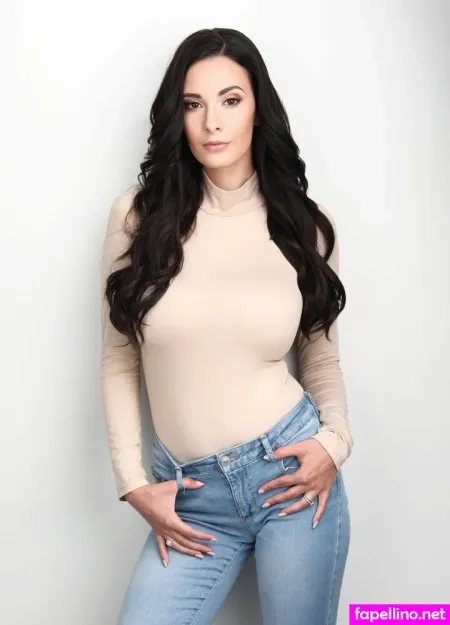 Victoria Hunt OnlyFans Thumbnail #333J9S4BHb