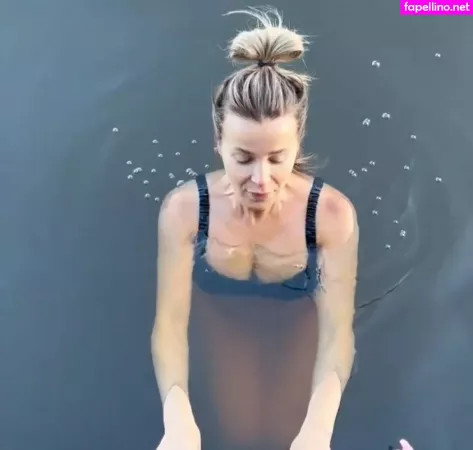 Victoria Koblenko OnlyFans Thumbnail #XxgrYWX8Vg