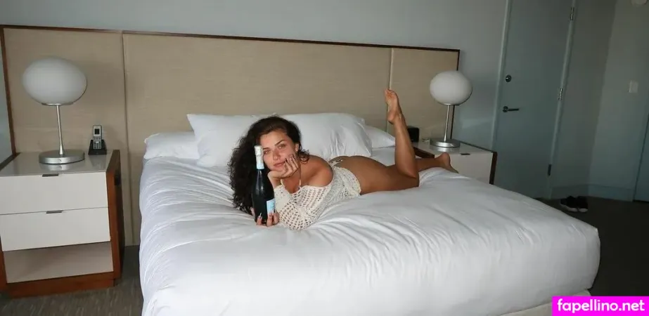Victoria Konefal OnlyFans Thumbnail #snN3g7oGAC