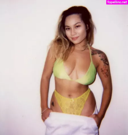 Victoria Kuang OnlyFans Thumbnail #EYPVL6jzci