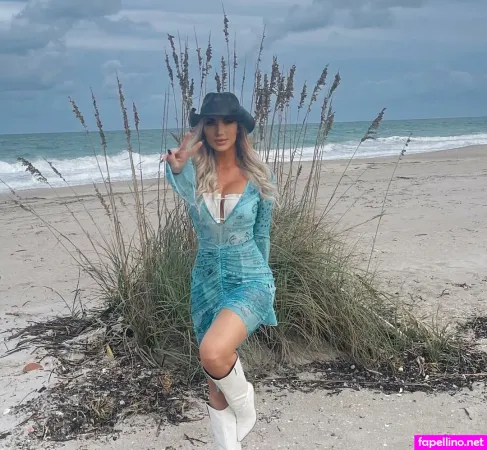 Victoria Lace OnlyFans Thumbnail #3SprY1LX75