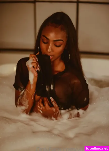 Victoria Lee OnlyFans Thumbnail #BJm4ivrdmb