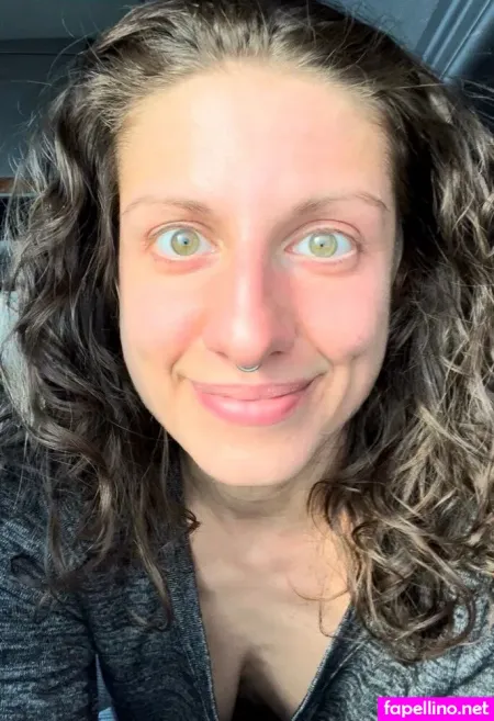 Victoria Liro OnlyFans Thumbnail #0ofYbeQi3i