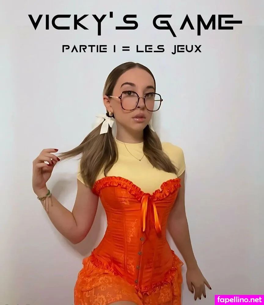 victoria_live Nude Leaked OnlyFans Photo #9VGhhx78iv