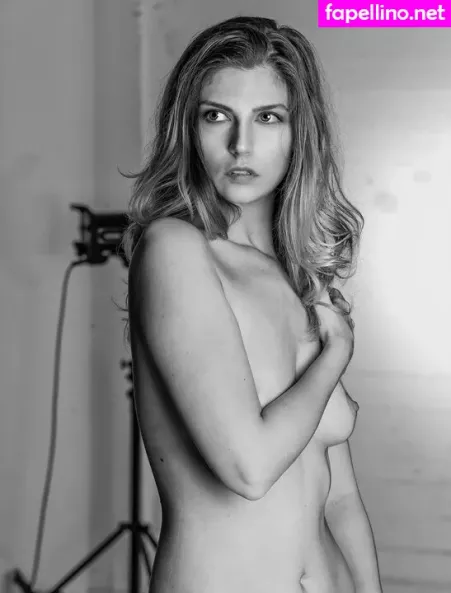 Victoria Mintz OnlyFans Thumbnail #J2xvpHAFOh