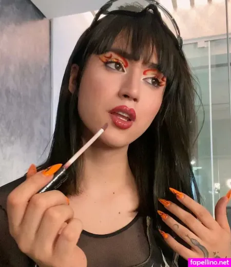 Victoria Muller OnlyFans Thumbnail #NdUkNZlWu5