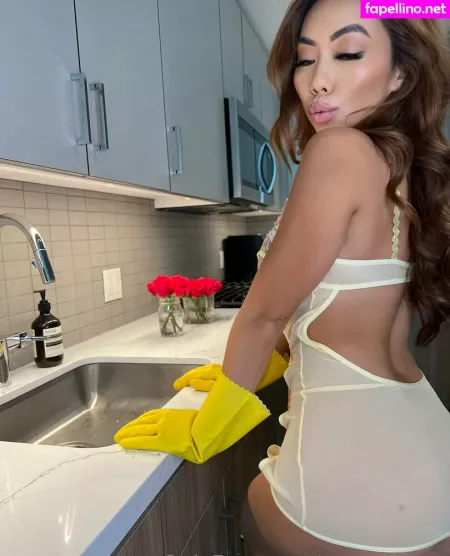 Victoria Nguyen 2 OnlyFans Thumbnail #6If6vXayg6