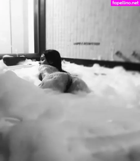 Victoria Resende OnlyFans Thumbnail #Ls1mfNQDle